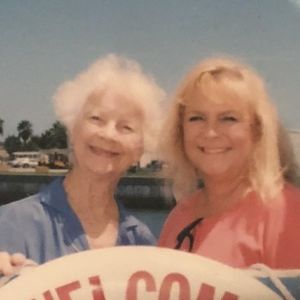 Meet your Posher, Corinne